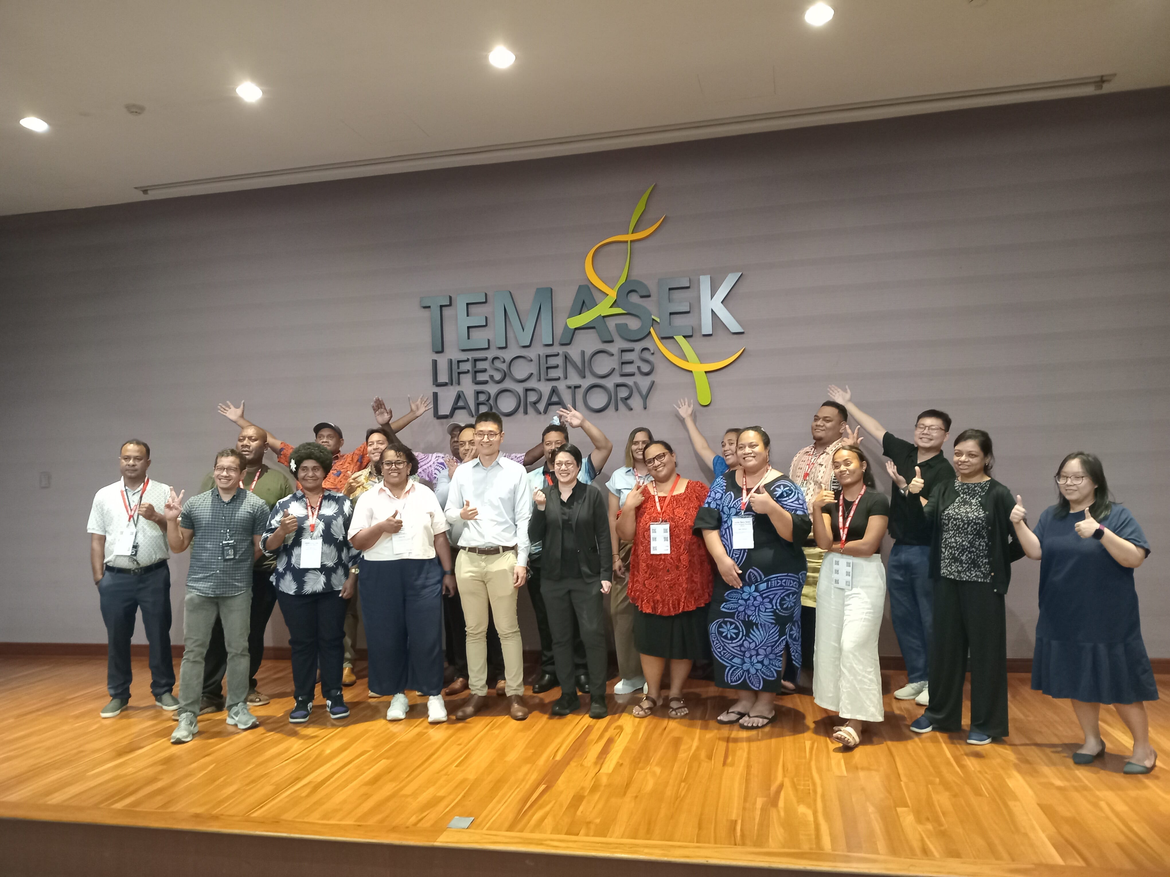 Group Photo of participants on a learning journey to Temasek Lifesciences Laboratory